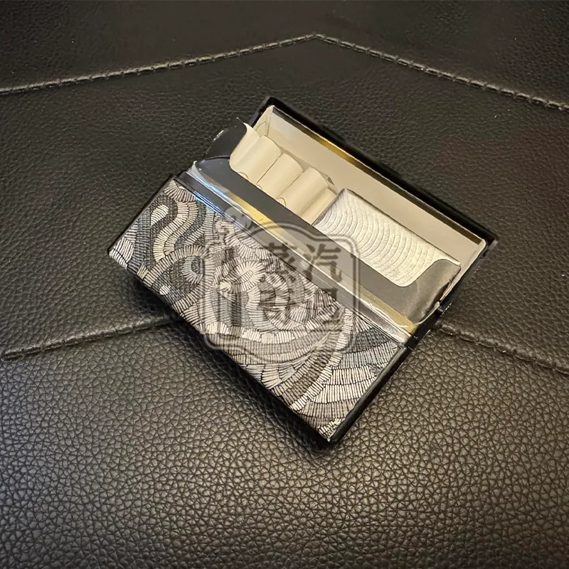 腰果花紋IQOS煙彈收納盒黑色款式使用效果實拍特寫展示